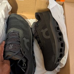 On Running Men's Black Athletic Shoes